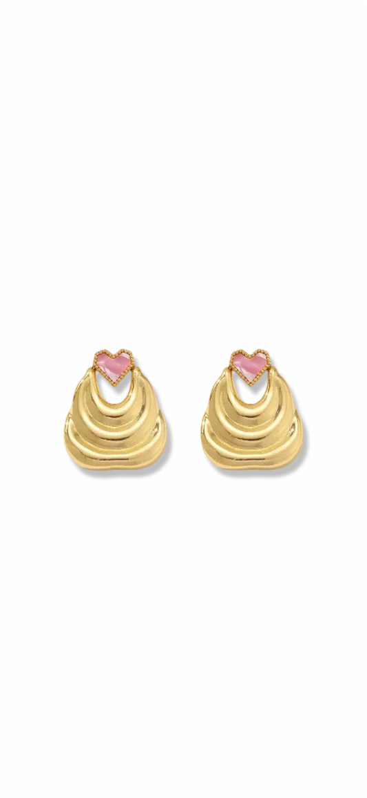 Heart studs (pink)